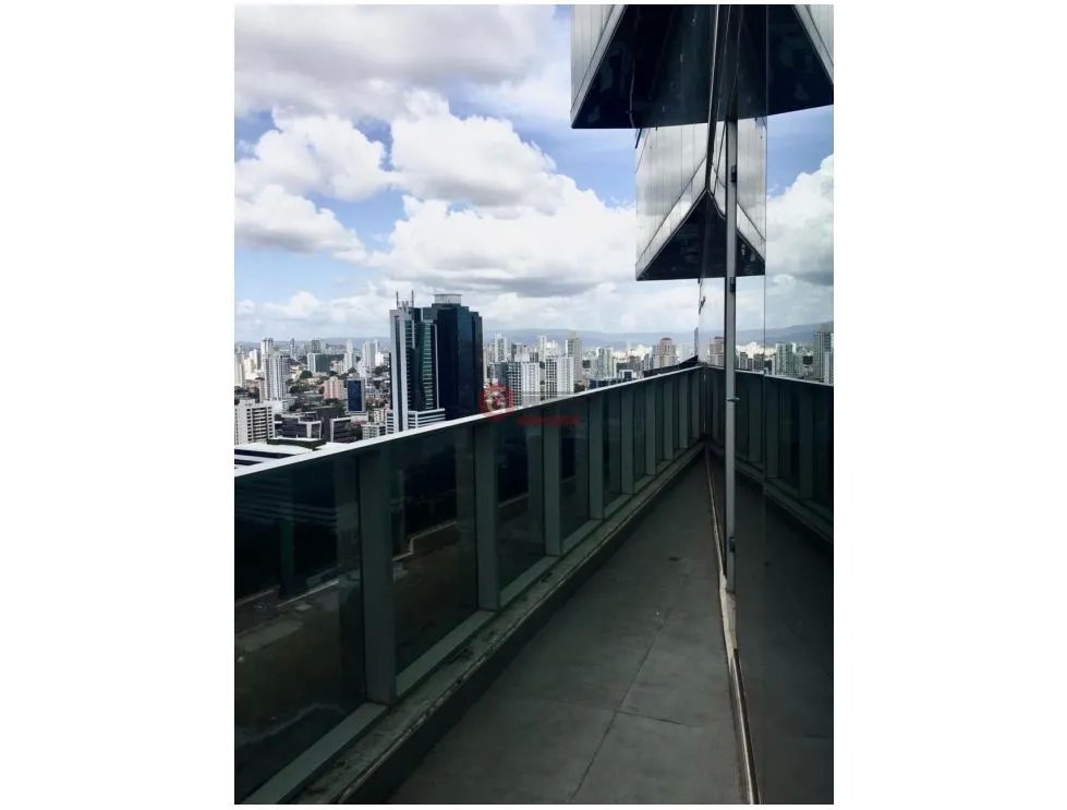 TORNILLO / CALLE 50 / REVOLUTION F&F TOWER / 156M / AIRE CENTRAL