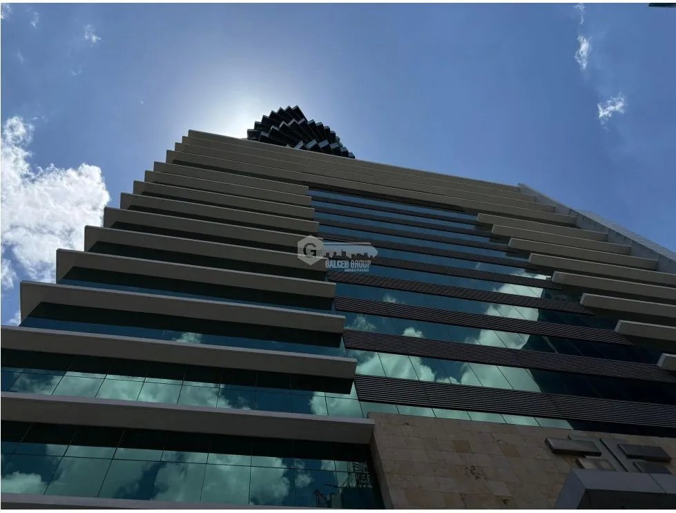 TORNILLO / CALLE 50 / REVOLUTION F&F TOWER / 156M / AIRE CENTRAL