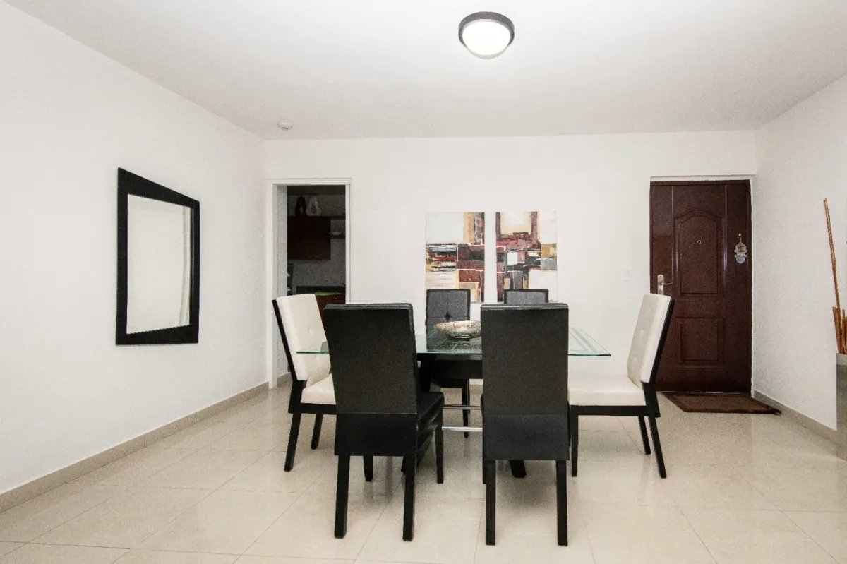 Apartment For Sale in Calle 78 Sur