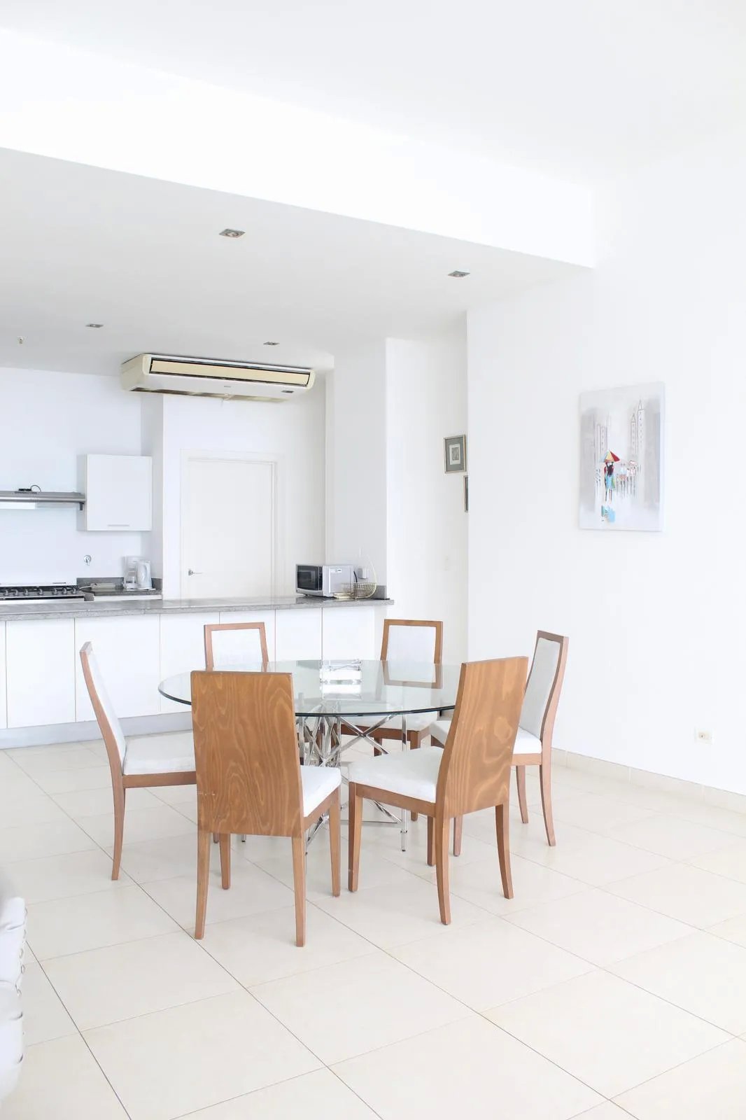 Apartment For Rent in Avenida Balboa Panamá