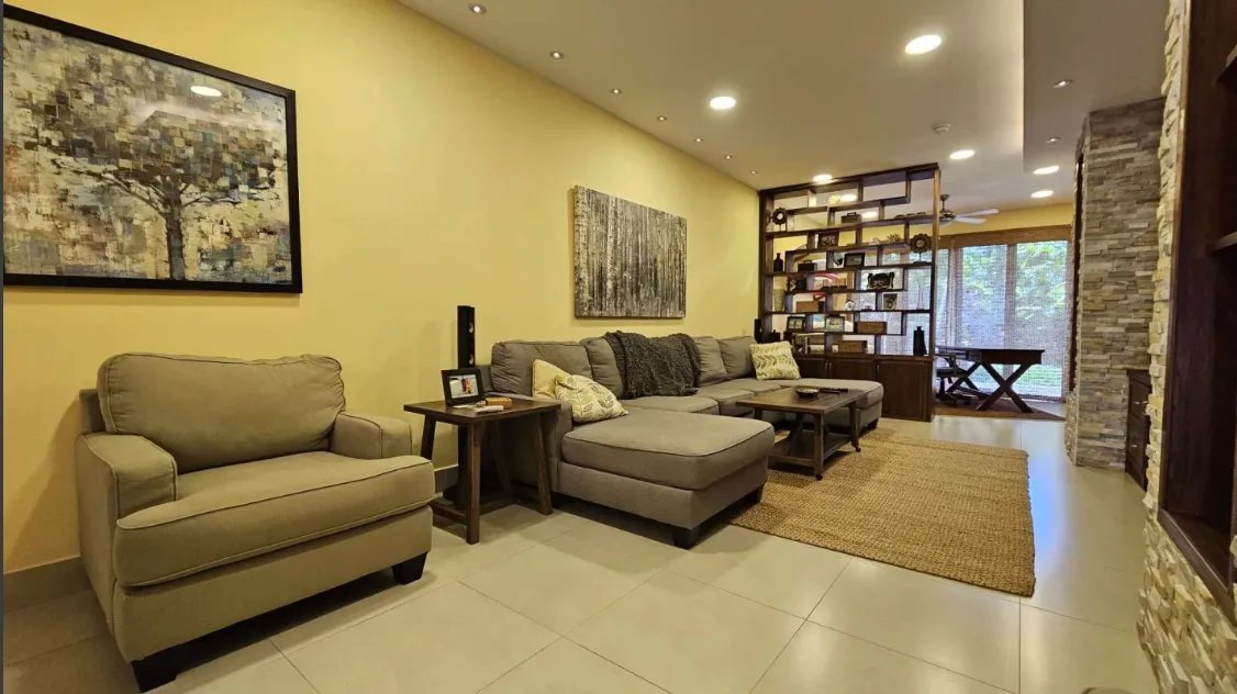 Vacation Home For Sale in San Carlos