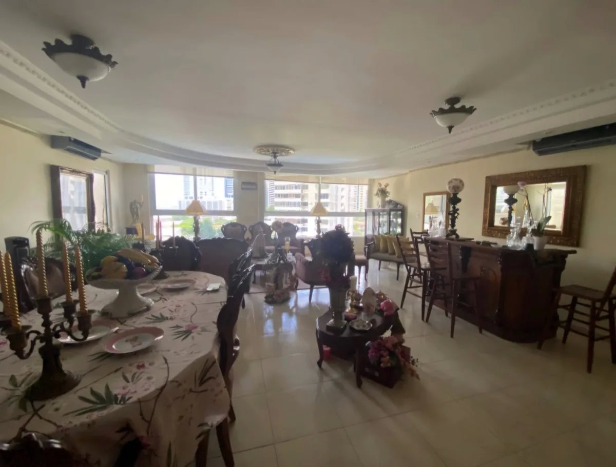 Venta de apartamento en PH Pacific Star, Punta Pacífica