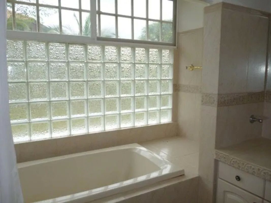 Mobile Home For Sale in Chame