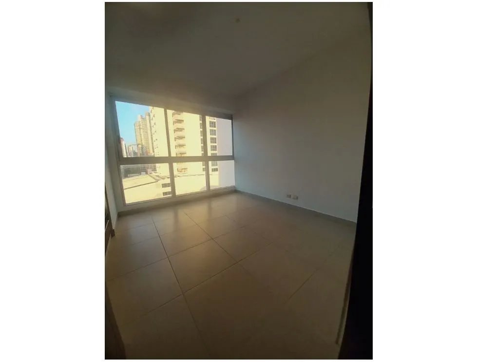 Venta de apartamento en Avenida Balboa