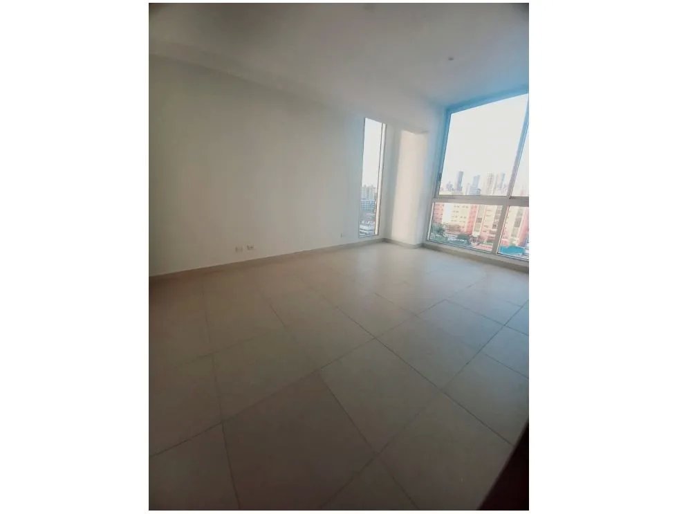 Apartment For Sale in Venta de apartamento en Avenida Balboa