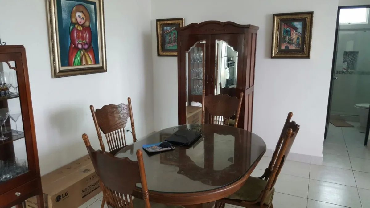 Apartment For Sale in Plaza edison