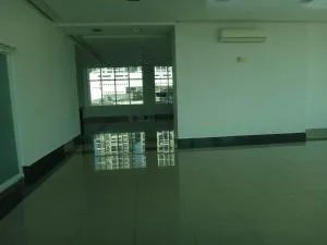 Apartment For Sale in Plaza edison