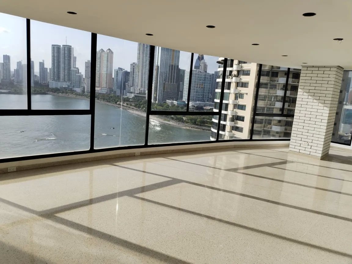 Vendo lujoso apartamento en Punta Paitilla