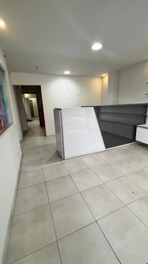 Alquiler de local comercial en Vista Hermosa