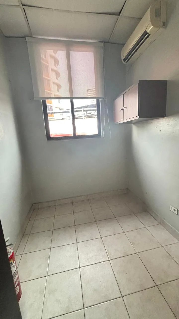 Office For Rent in Alquiler de local en Planta alta en Vista Hermosa