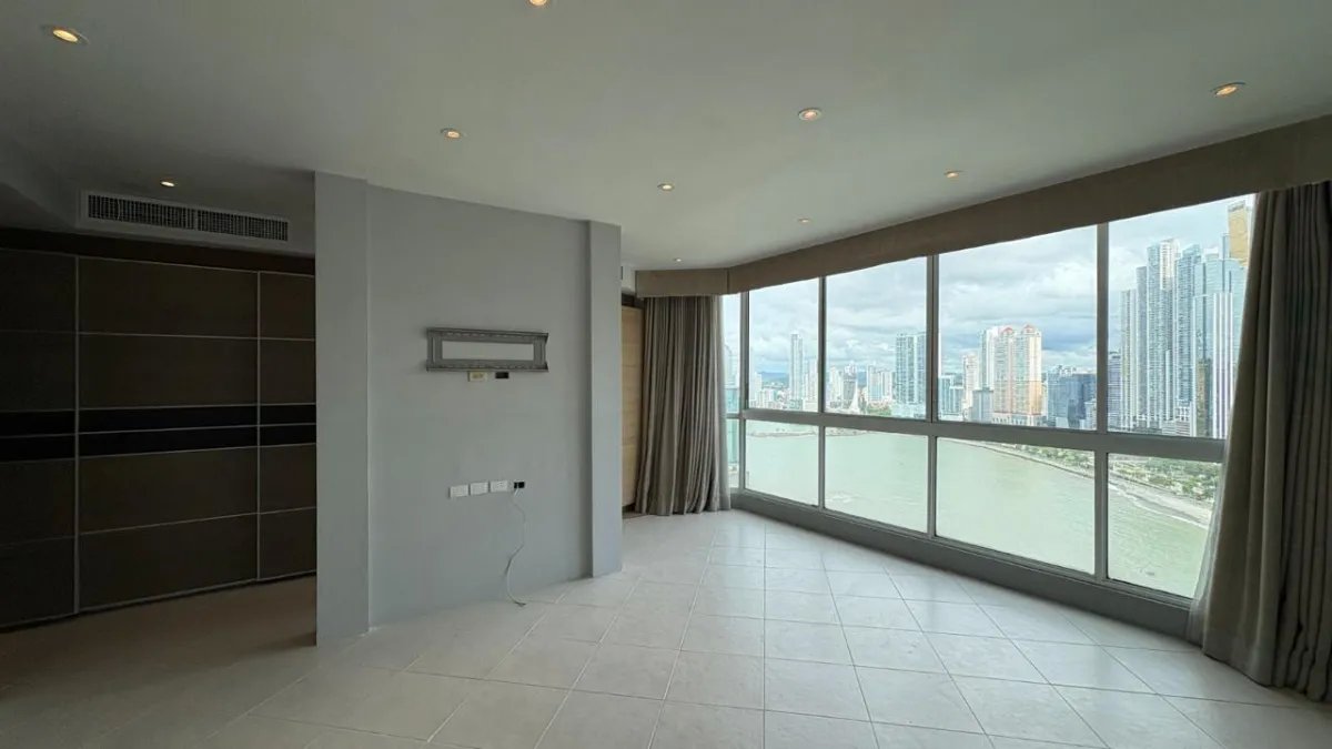 Venta de Apartamento en PH Península Punta Paitilla