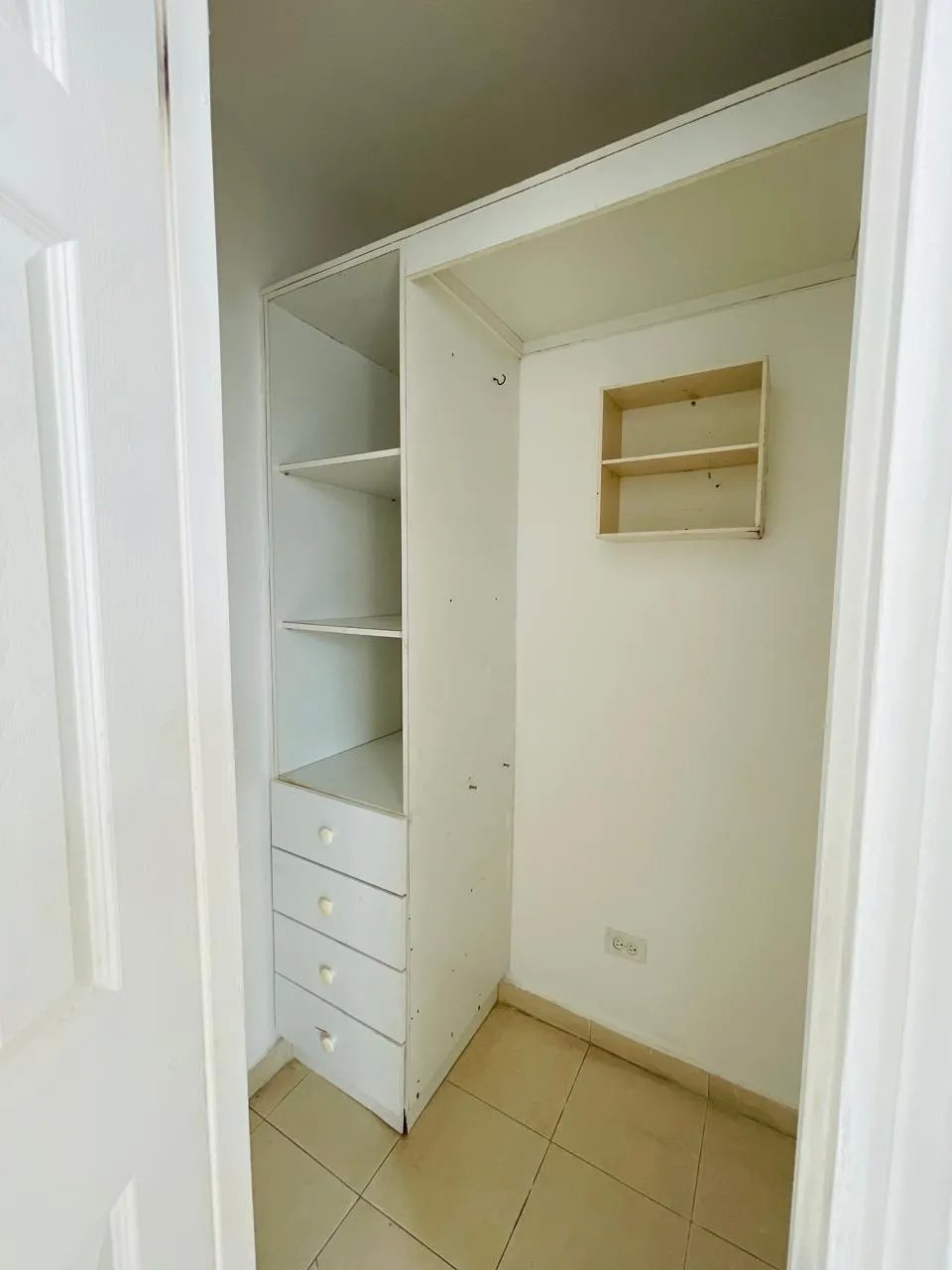 Apartment For Rent in Panama, Bella Vista, El Cangrejo