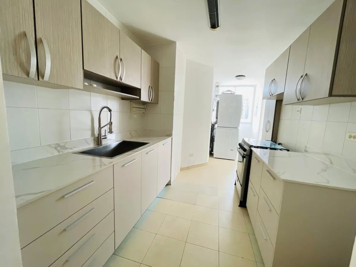 Apartment For Rent in Panama, Bella Vista, El Cangrejo