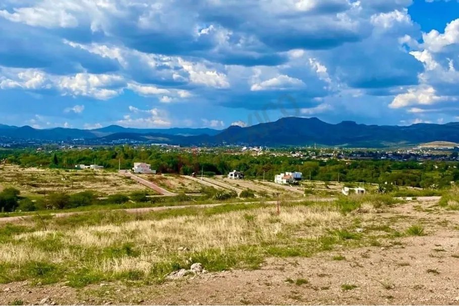 Unimproved Land Off Market in Ex Hacienda de Cuevas, Guanajuato.