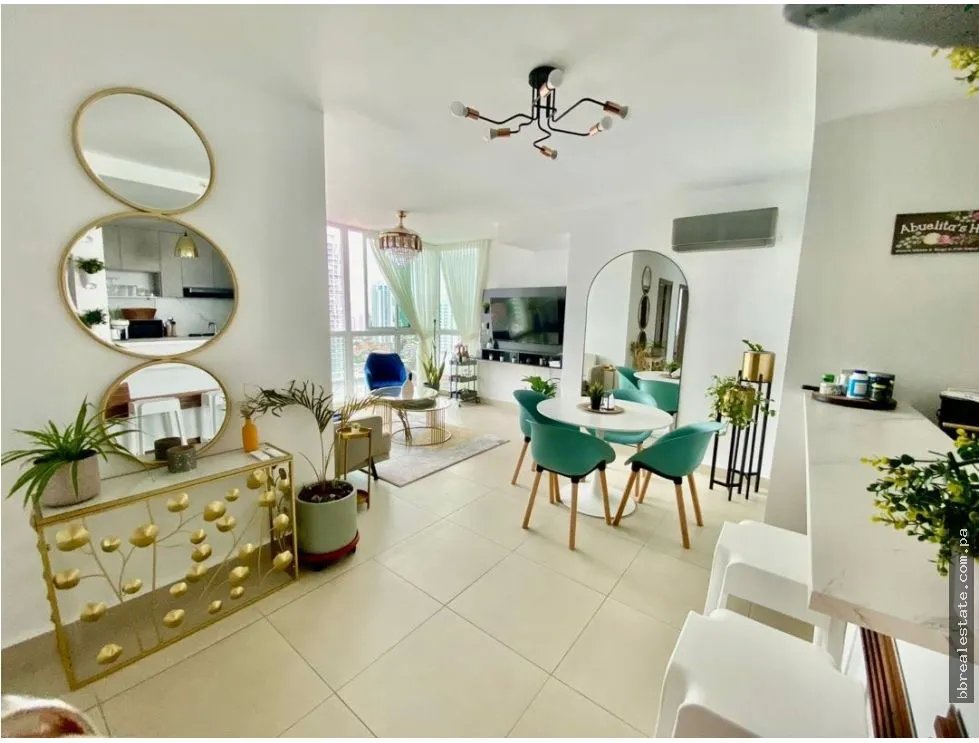Venta de apartamento en 12 de Octubre, Ph CenterPoint