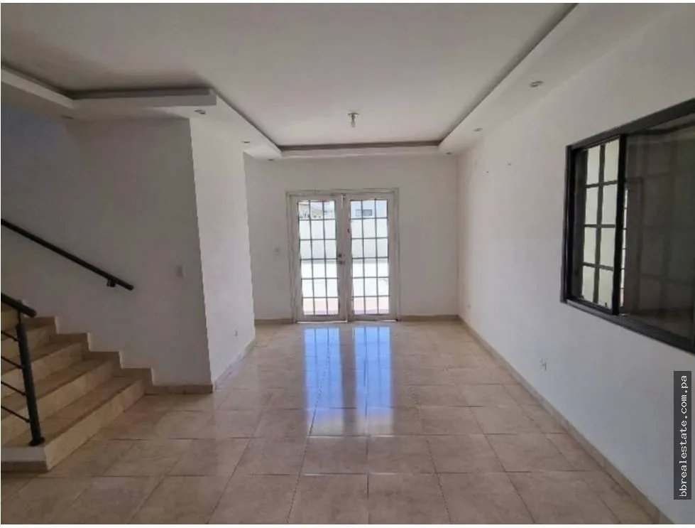 Venta de casa en Las Cumbres, Ph Vistas del Lago