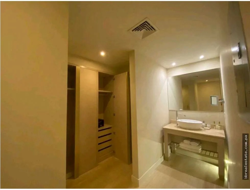 Alquiler de apartamento en Av Balboa, Ph Waldorf Astoria