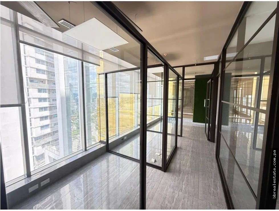 Alquiler de Oficina en Torre Bicsa, Av. Balboa
