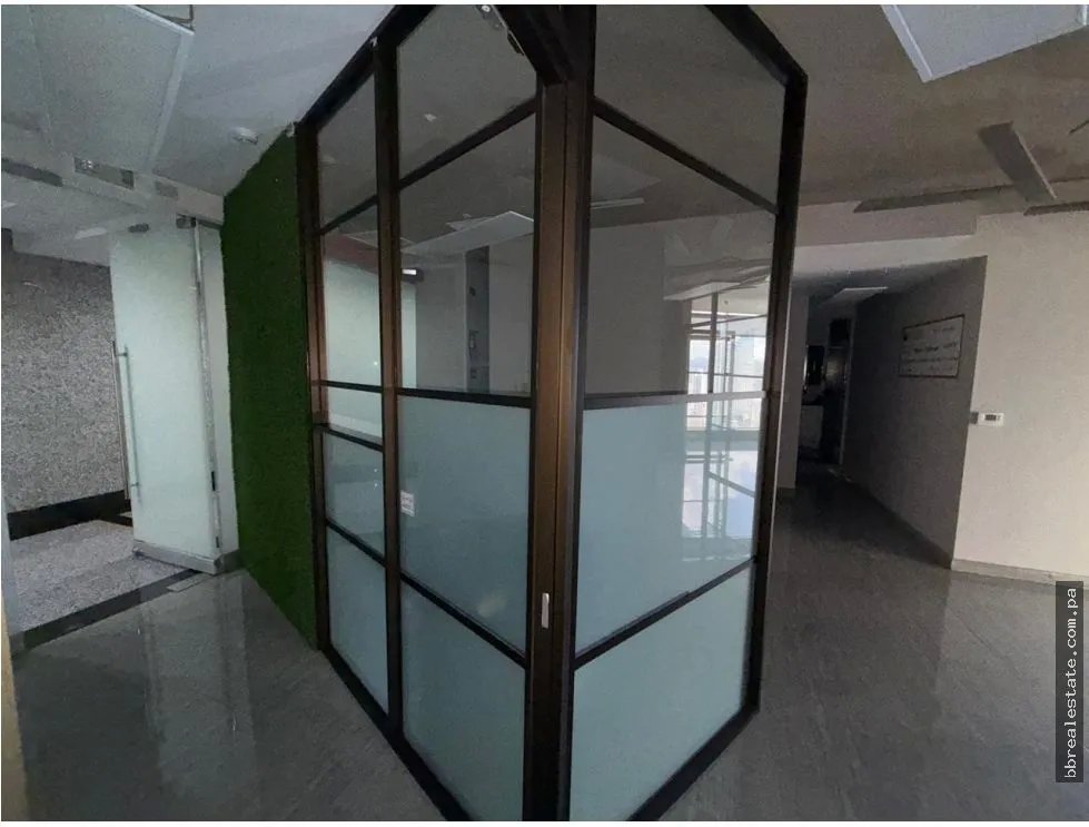 Alquiler de Oficina en Torre Bicsa, Av. Balboa