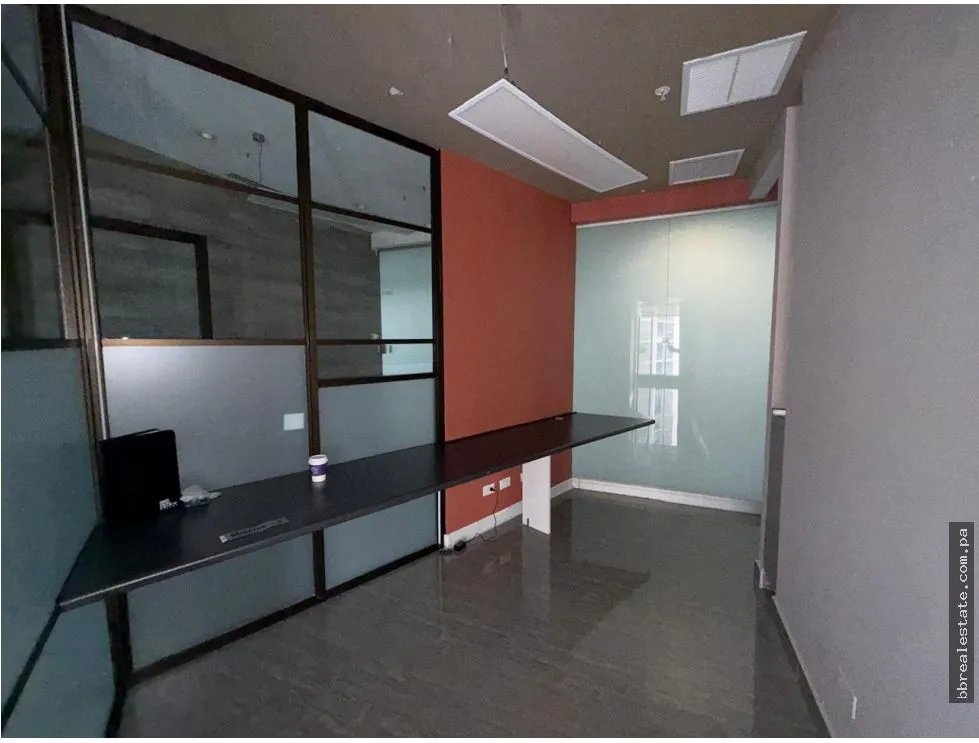 Alquiler de Oficina en Torre Bicsa, Av. Balboa