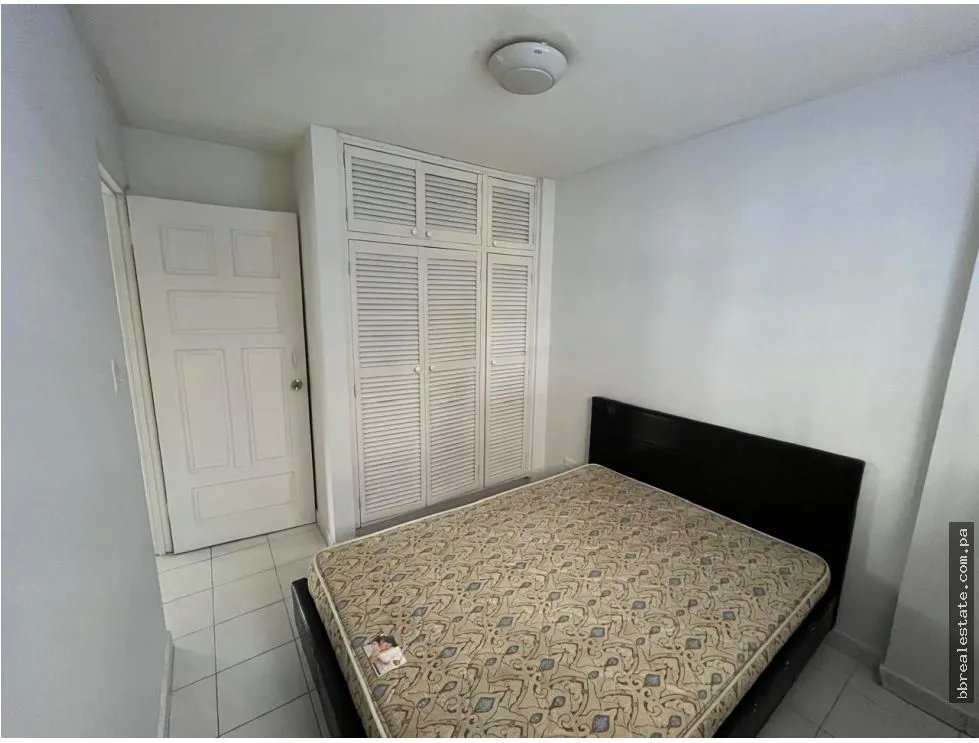 Venta de Apartamento en PH Brisas de Las Sabanas, Ave 12 de Octubre