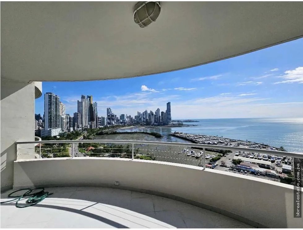 Venta de Apartamento en PH Ensenada, Av Balboa