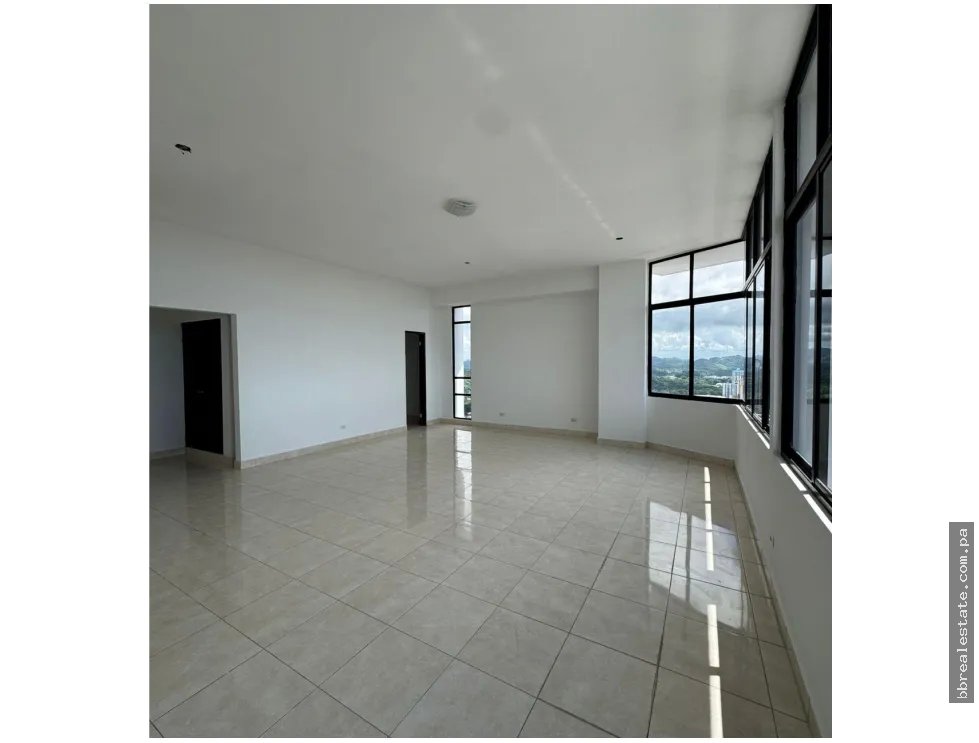 Penthouse for sale in Panama