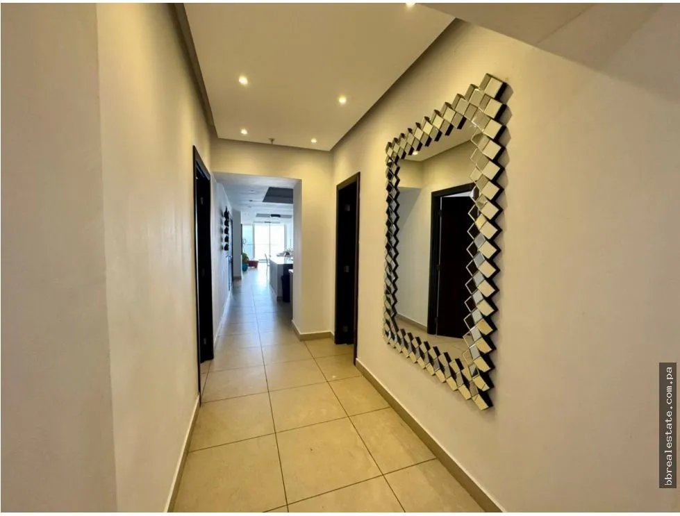 Venta de Apartamento en el PH The Rivage Tower, Avenida Balboa