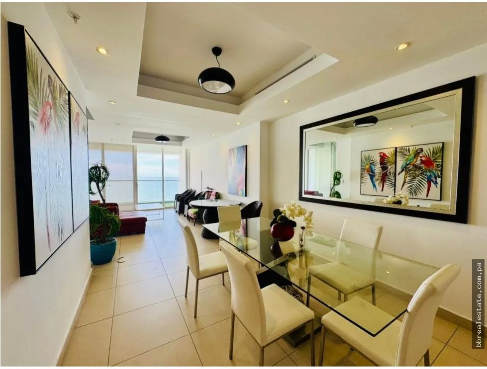 Venta de Apartamento en el PH The Rivage Tower, Avenida Balboa