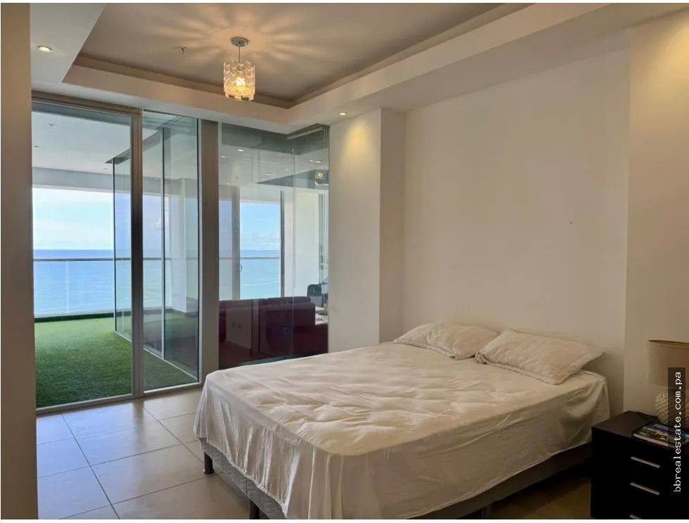 Venta de Apartamento en el PH The Rivage Tower, Avenida Balboa