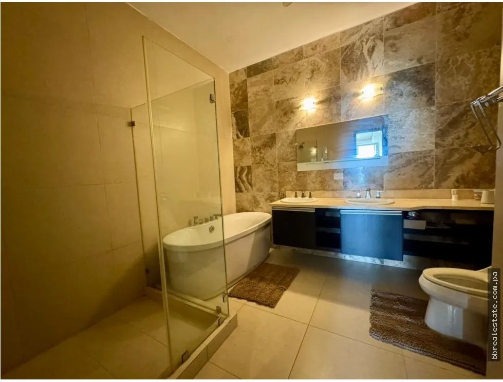 Venta de Apartamento en el PH The Rivage Tower, Avenida Balboa