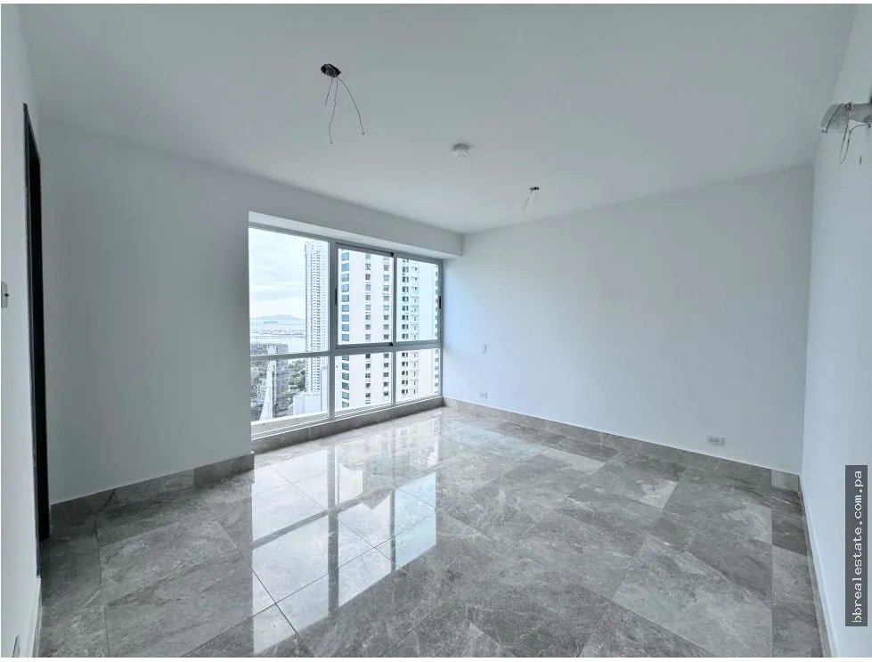 Alquiler de Apartamento en PH Costanera, Avenida Balboa