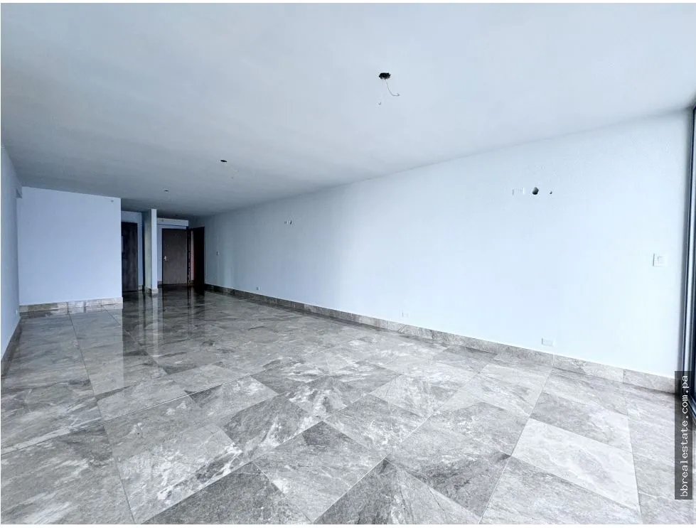 Alquiler de Apartamento en PH Costanera, Avenida Balboa