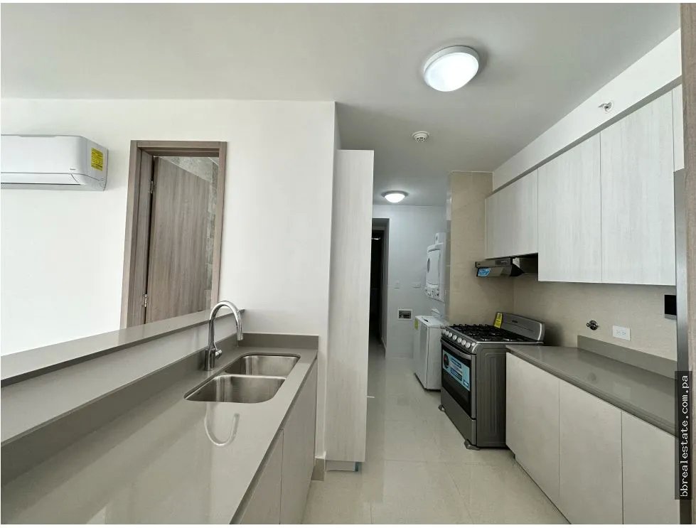 Venta De Apartamento en PH Costanera, Avenida Balboa