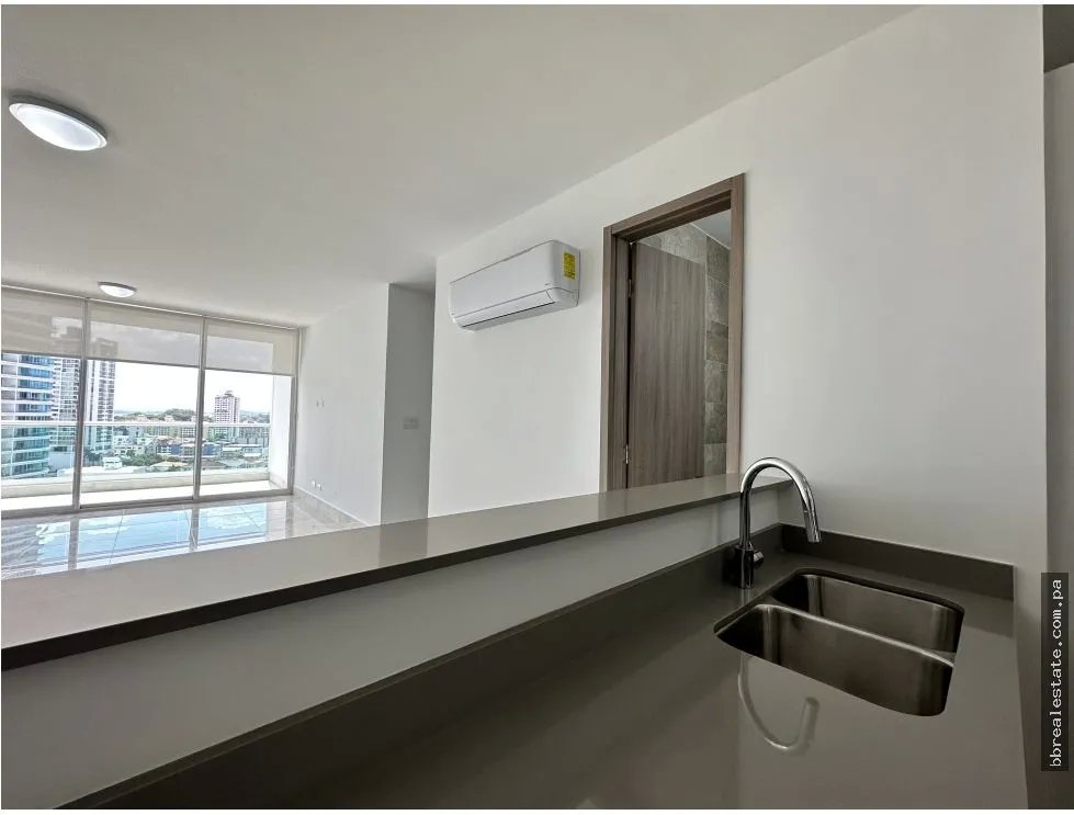 Venta De Apartamento en PH Costanera, Avenida Balboa