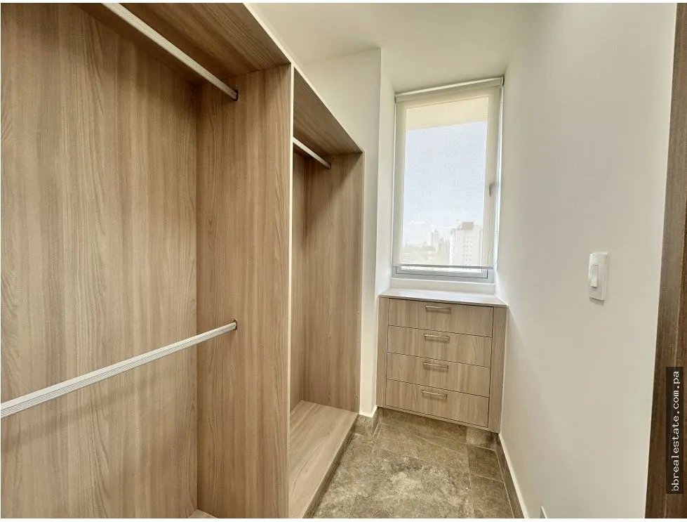Venta De Apartamento en PH Costanera, Avenida Balboa