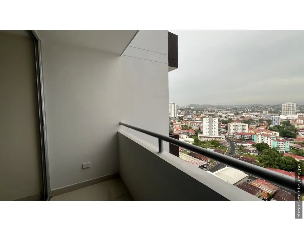 Venta de apartamento en Parque Lefevre, PH Arenas Park