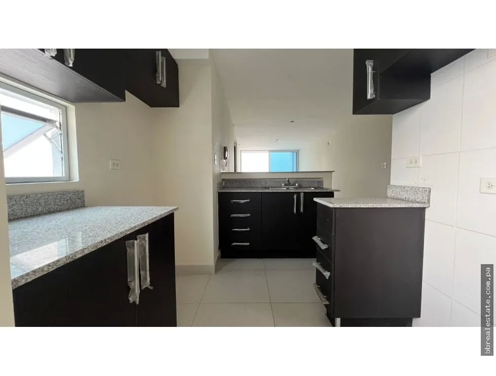 Venta de apartamento en Parque Lefevre, PH Arenas Park