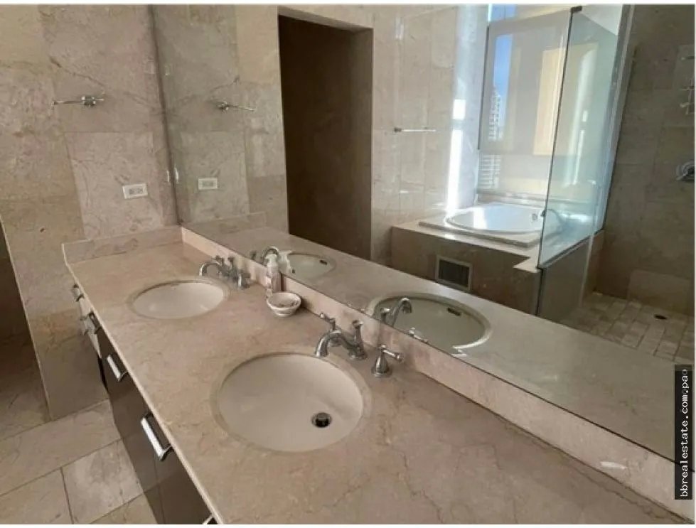 Apartment for sale in Panama