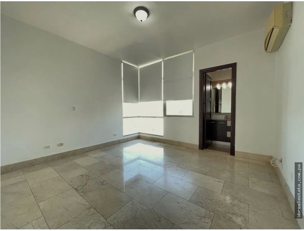 Apartment for sale in Panama