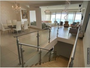 Venta de apartamento en Av. Balboa, PH R...