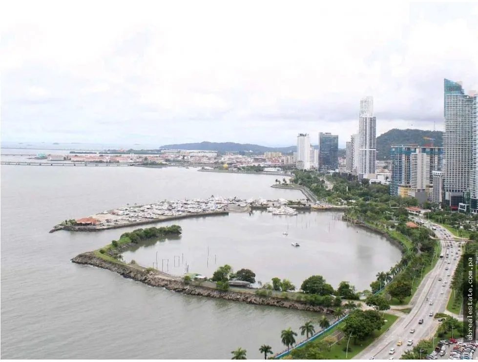 Alquiler de Apartamento en Av balboa, Ph Waters