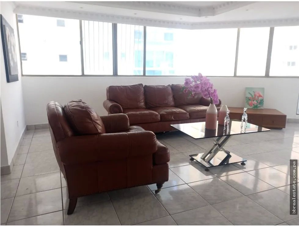 Alquiler de apartamento en Calle Uruguay, PH Tower One