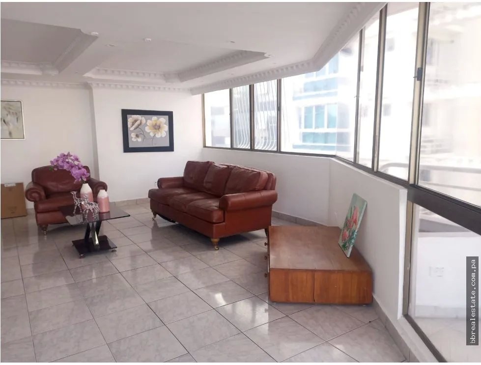 Alquiler de apartamento en Calle Uruguay, PH Tower One