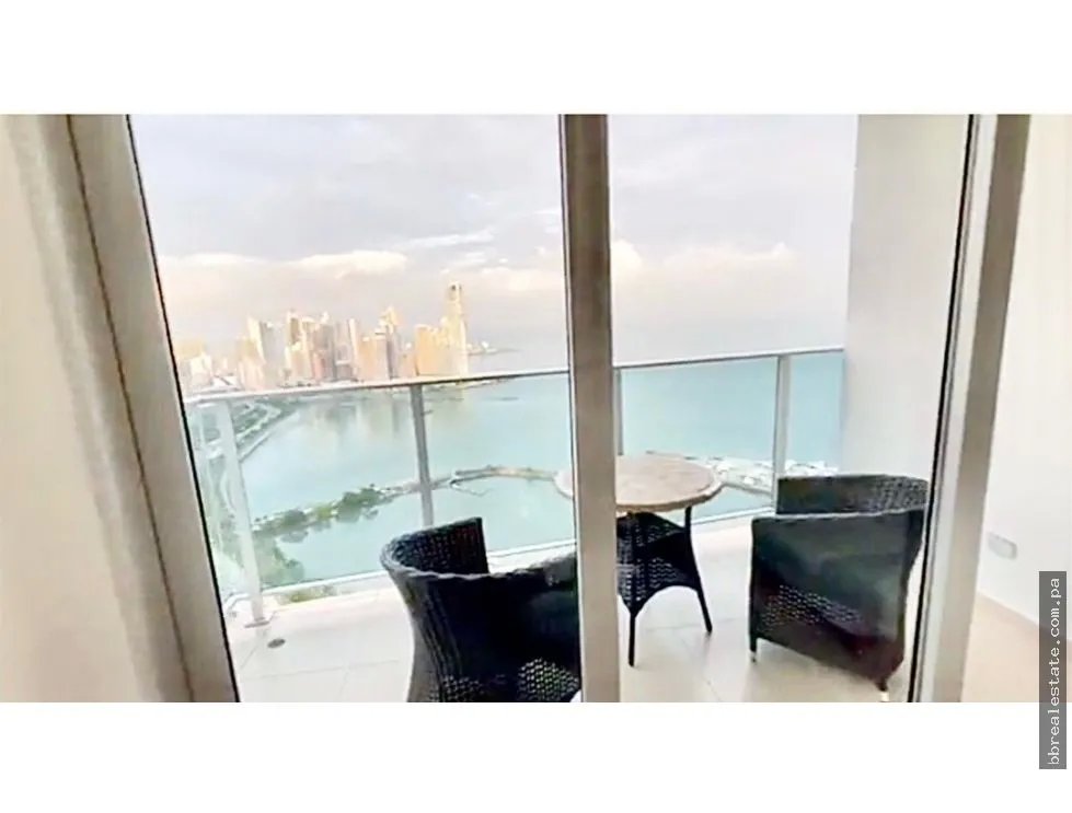 Venta de apartamento en Avenida Balboa, Ph White
