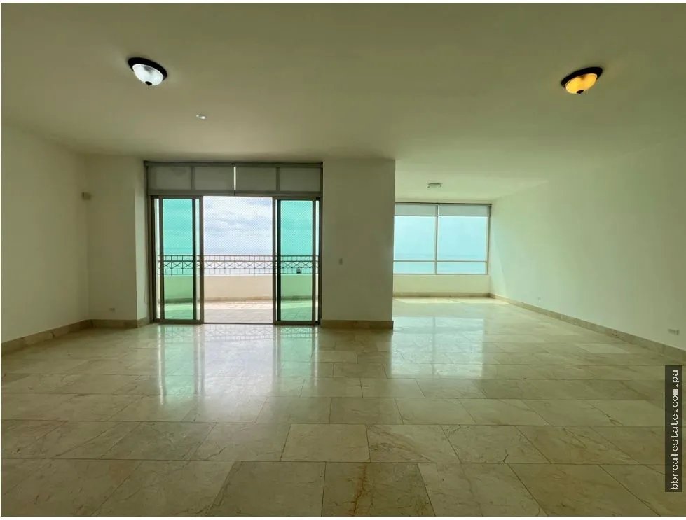Venta de apartamento en Punta Pacífica, Ph Pacific Point Torre 300