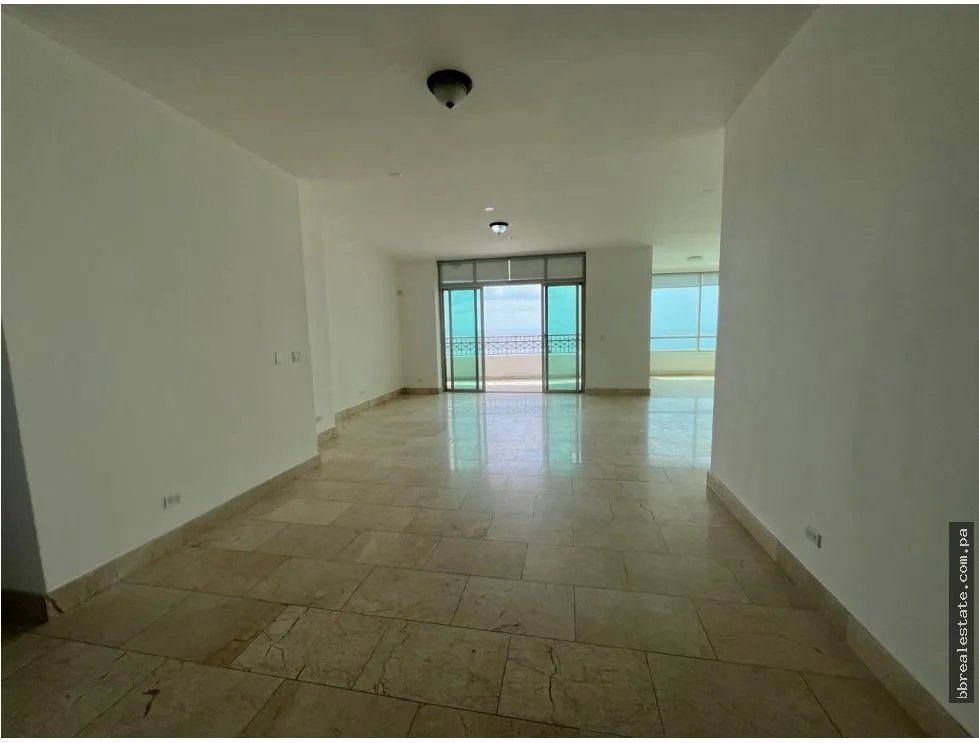 Venta de apartamento en Punta Pacífica, Ph Pacific Point Torre 300