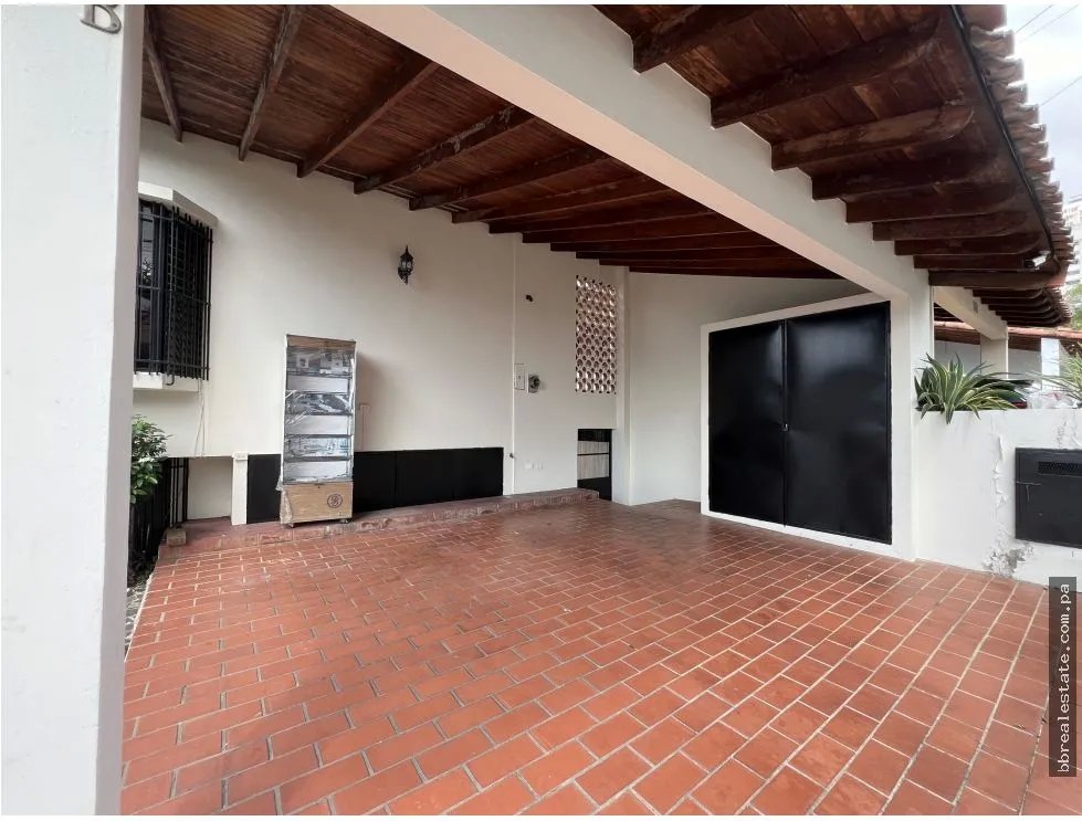 Alquiler de casa con piscina en Betania, Dos Mares