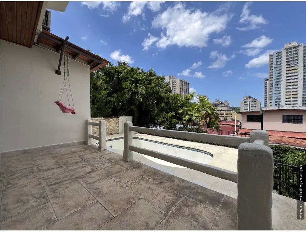 Alquiler de casa con piscina en Betania, Dos Mares