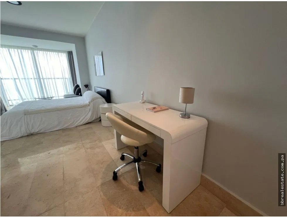 Alquiler de apartamento en Avenida Balboa, Ph Yoo
